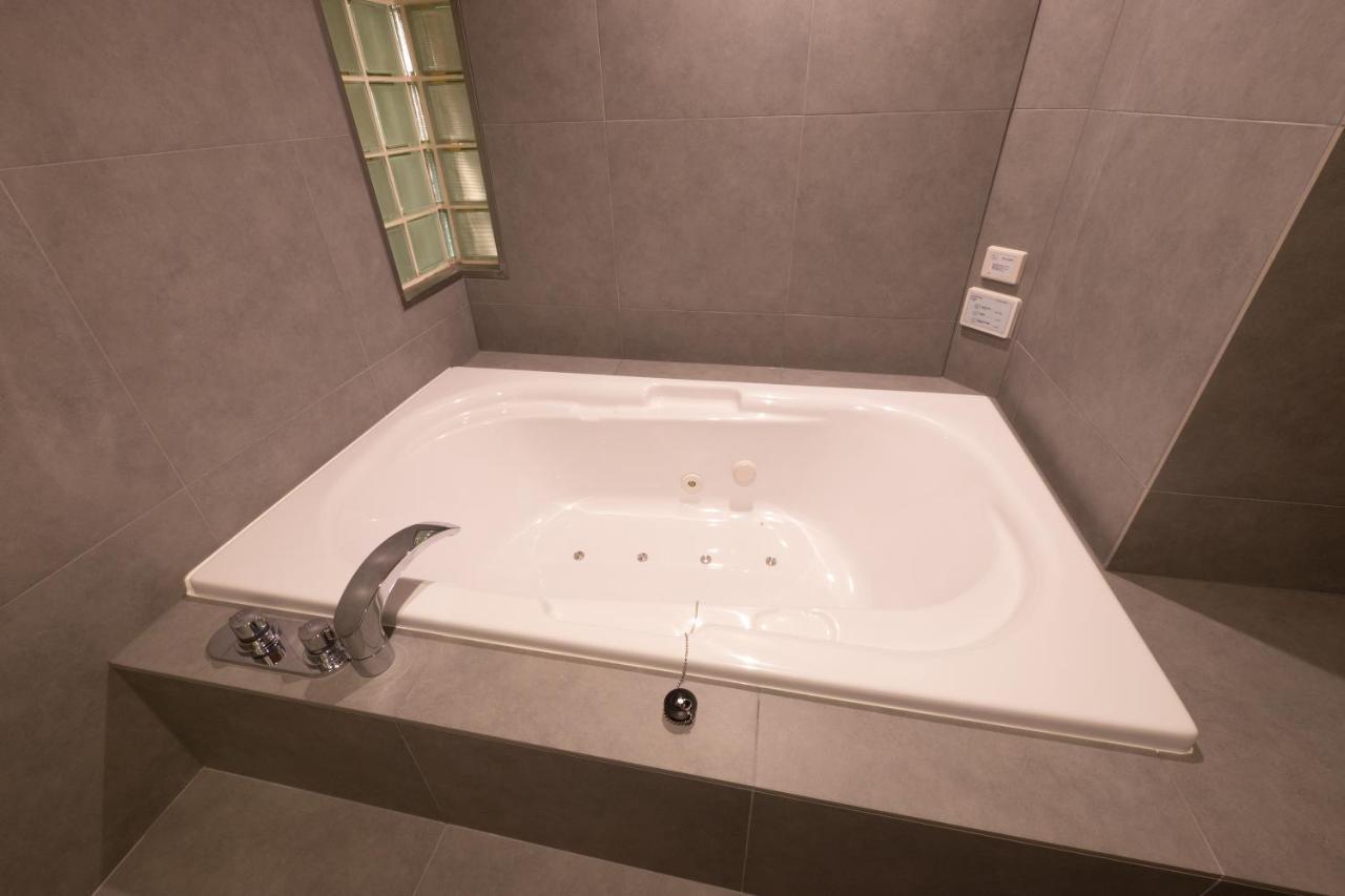 Hotel Rplus日高 (Adults Only) Hidaka  Ngoại thất bức ảnh