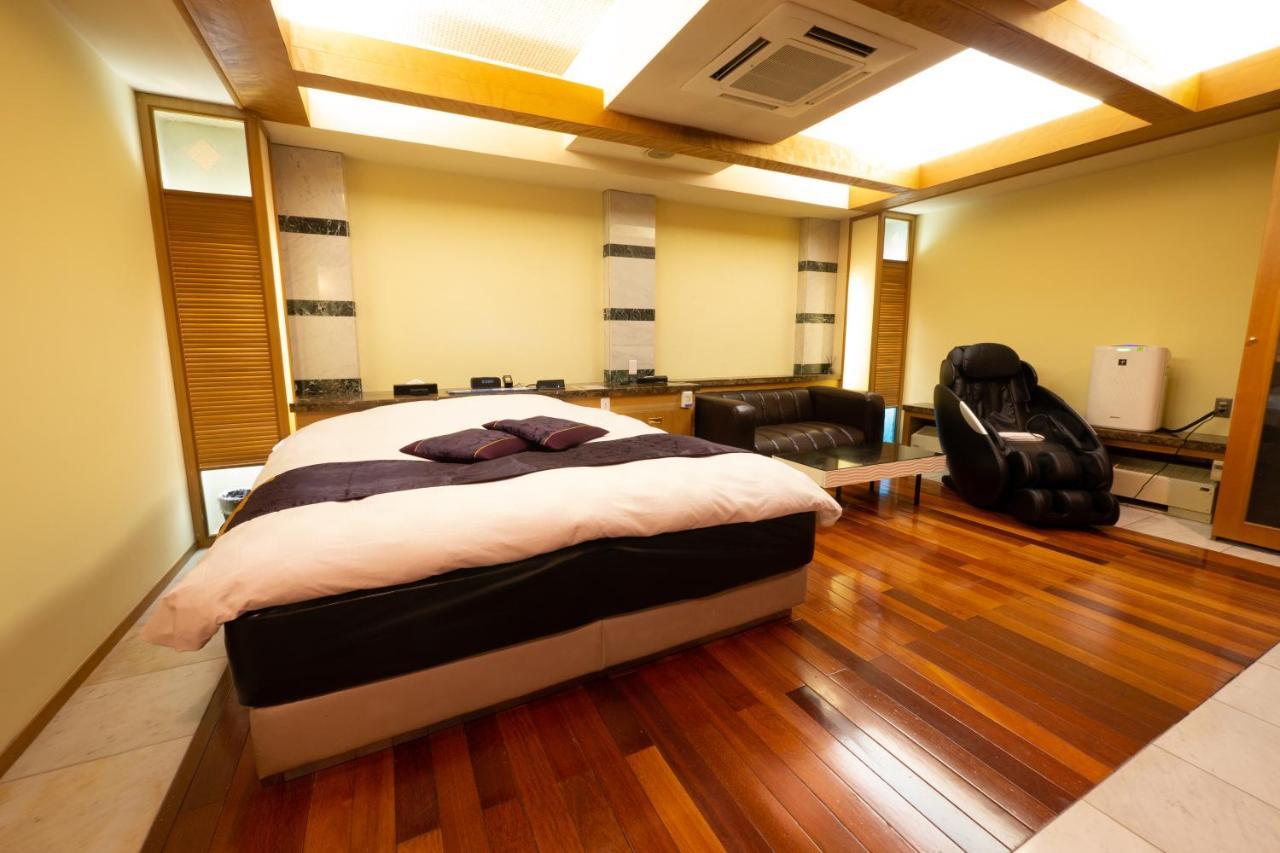 Hotel Rplus日高 (Adults Only) Hidaka  Ngoại thất bức ảnh