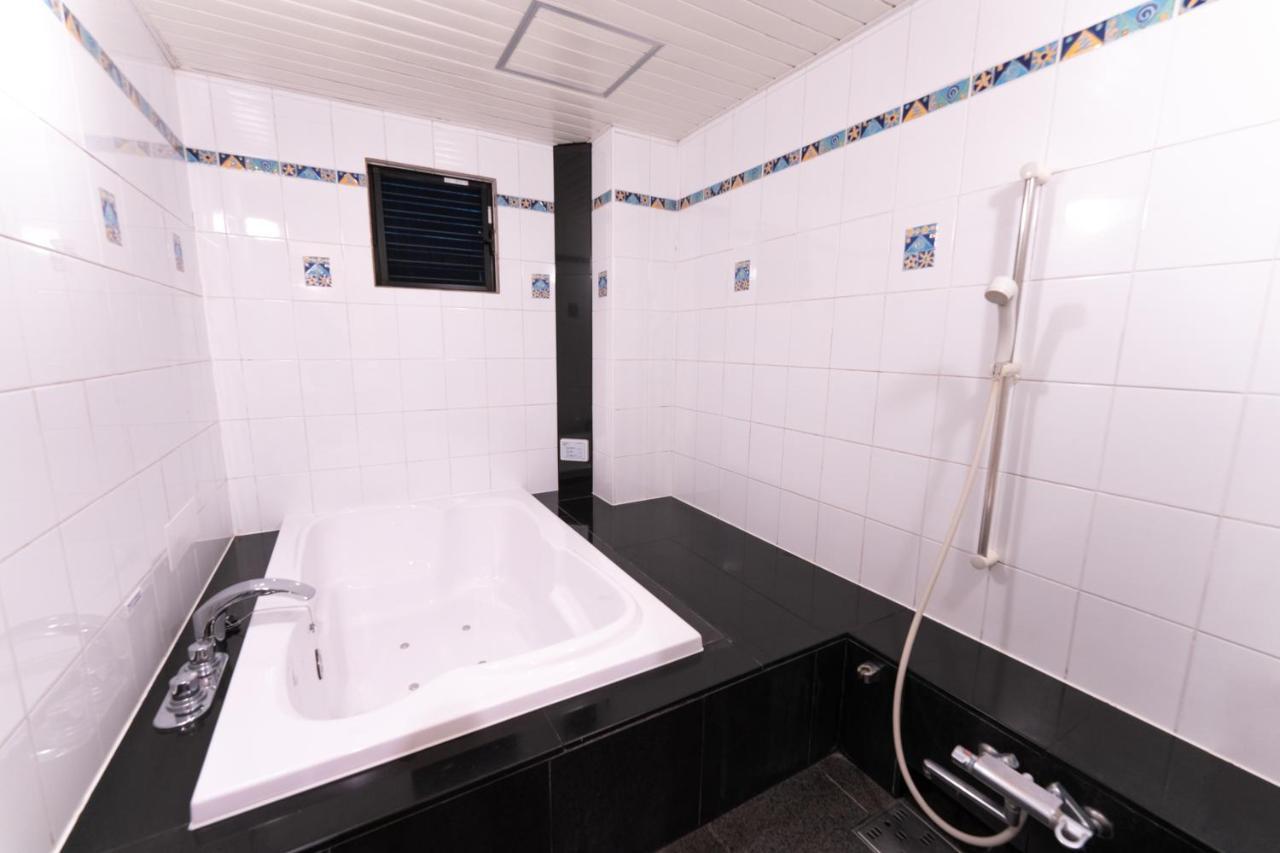 Hotel Rplus日高 (Adults Only) Hidaka  Ngoại thất bức ảnh